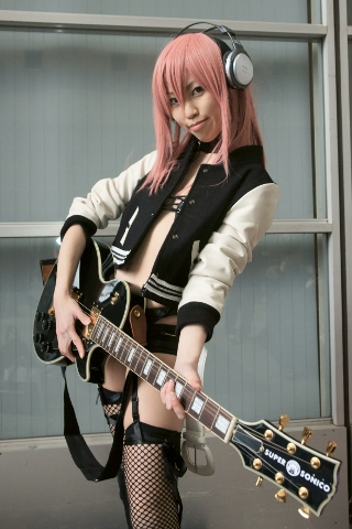 即时比分赛事分析-红黑撞色+极致游戏性能vivoX20王者荣耀周年庆限量版魅力十